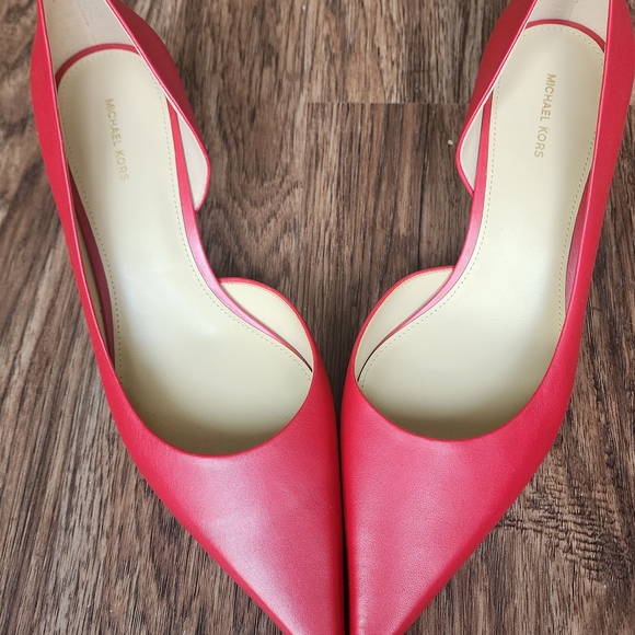 Michael Kors Red Women's Shoes - Picture 1 of 6